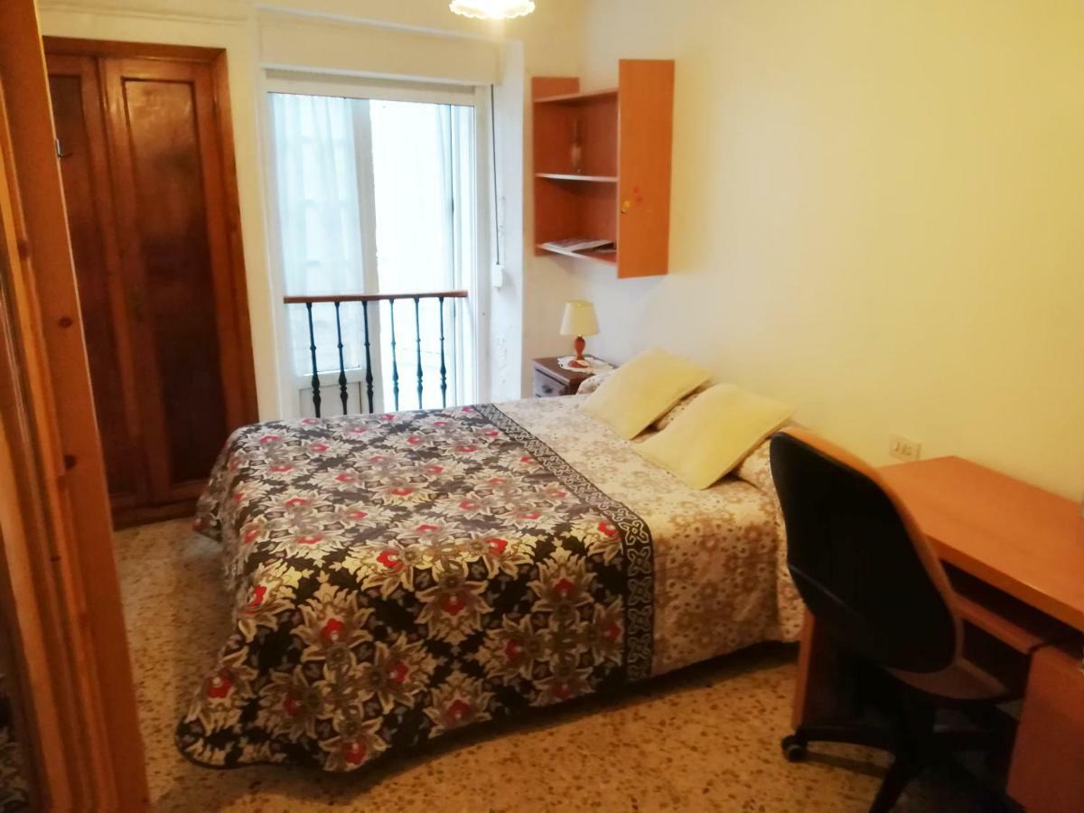 Pension Residencia Universitaria Rey Сантьяго-де-Компостела Экстерьер фото