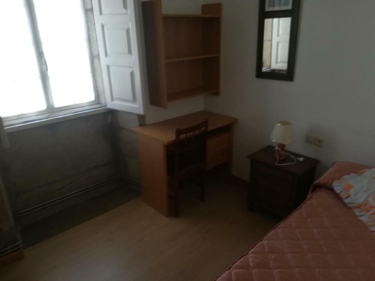 Pension Residencia Universitaria Rey Сантьяго-де-Компостела Экстерьер фото